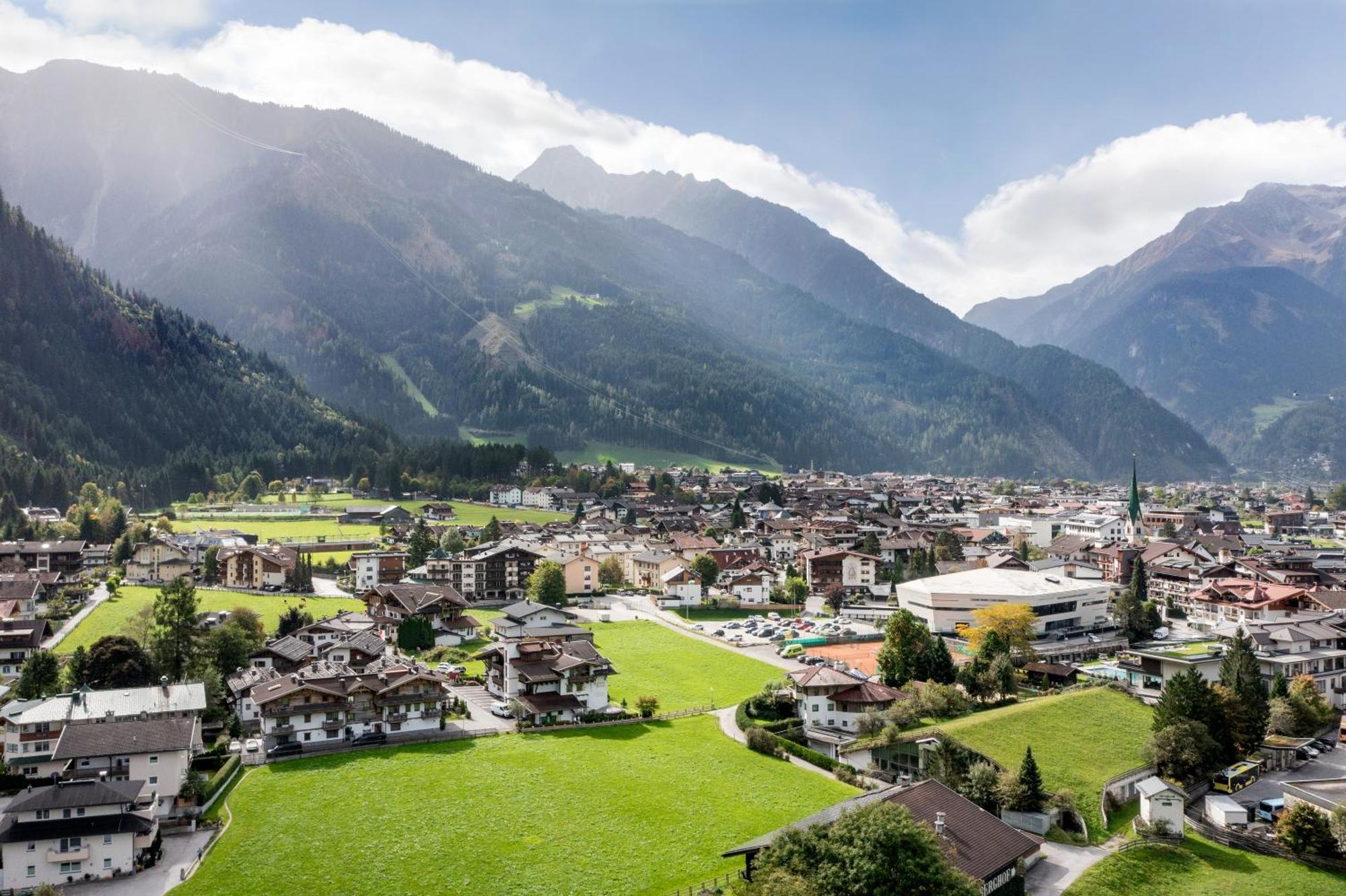 S'Doerfl Chalets Mayrhofen Eksteriør bilde