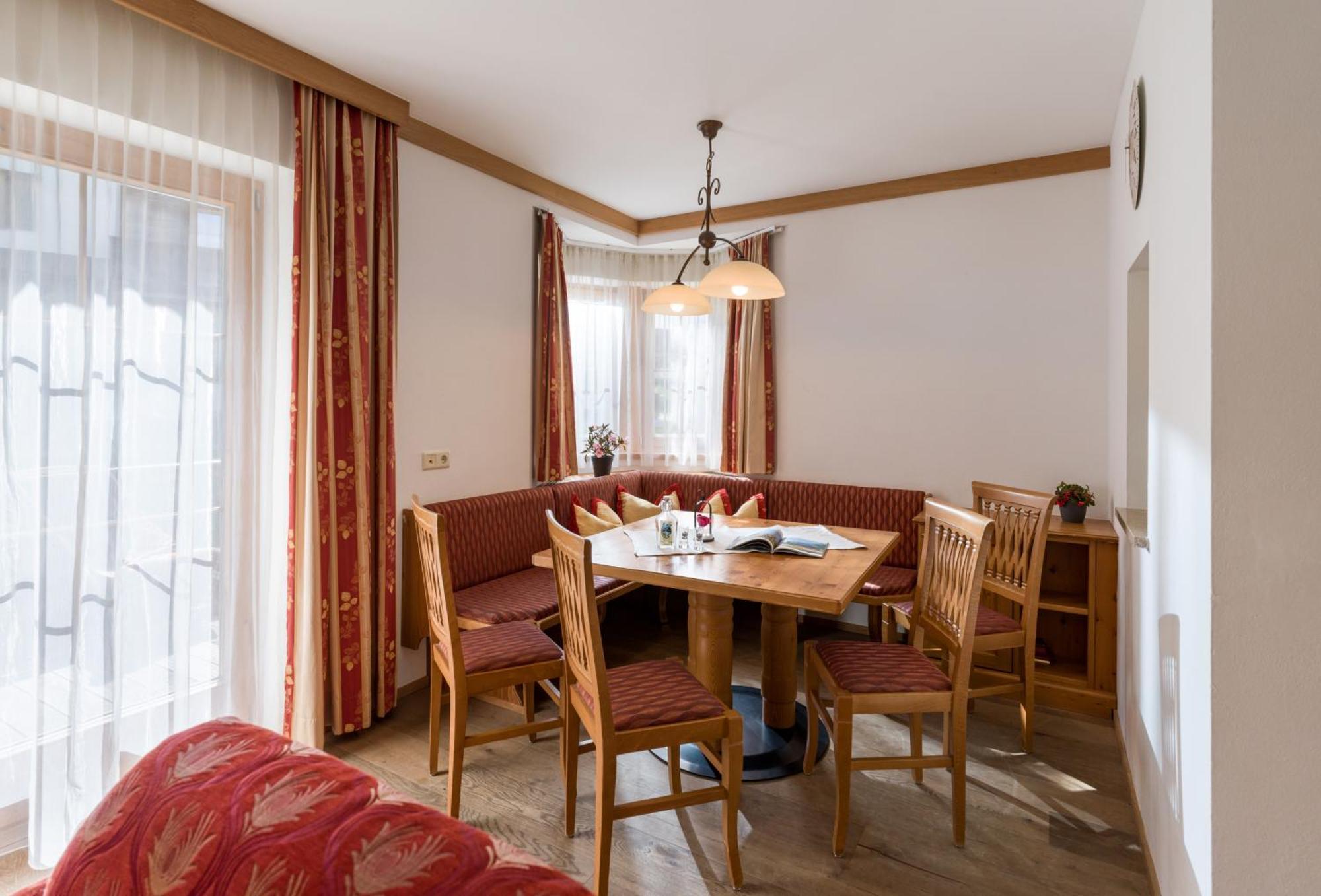 S'Doerfl Chalets Mayrhofen Eksteriør bilde
